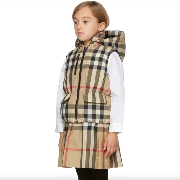 Burberry Girls Archive Beige Molly Hooded Puffer Vest Jacket - Picture 8 of 8
